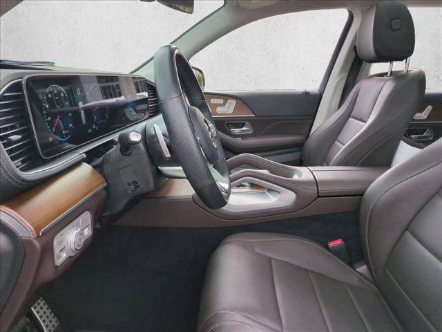 Used 2023 Mercedes-Benz GLS 450 4MATIC image 16