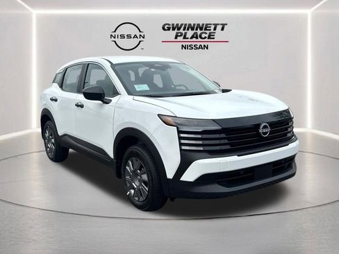 New 2026 Nissan Kicks S image 1