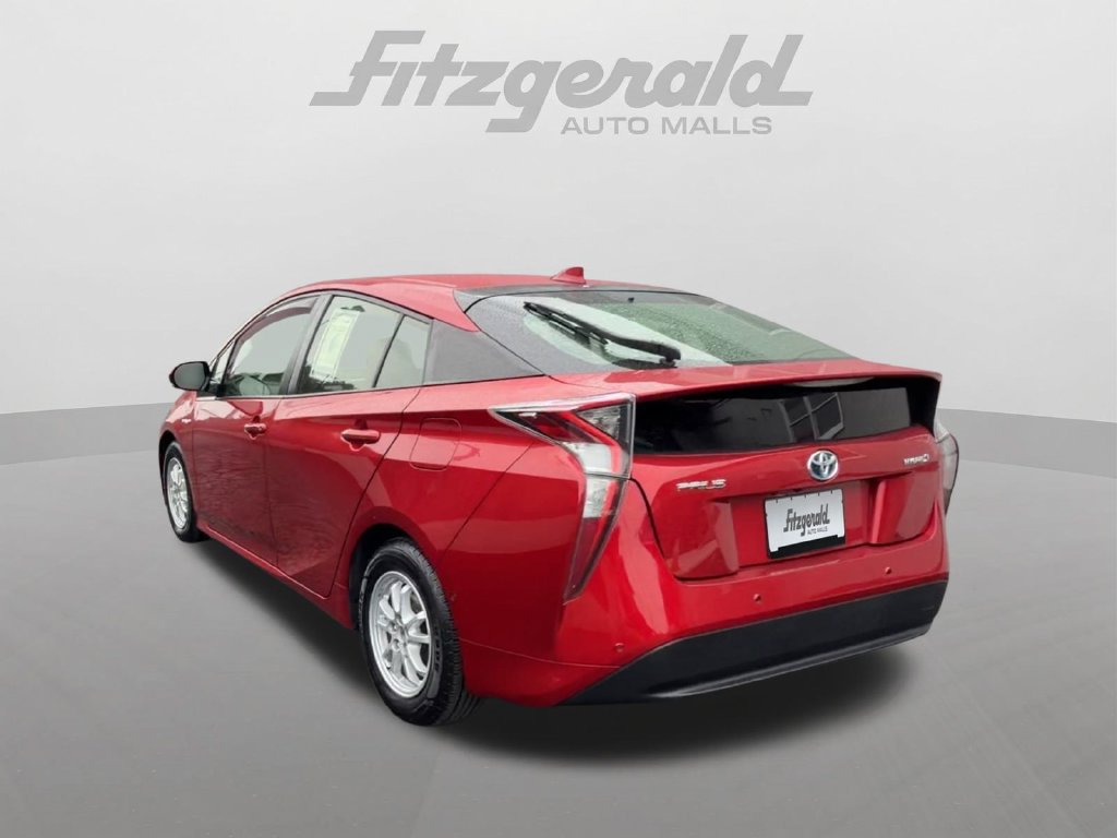 Used 2018 Toyota Prius Two w/ Prius Two Safety Plus Package FWD image 7