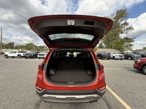 Used 2020 Hyundai Santa Fe SE w/ Cargo Package image 29