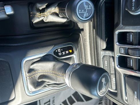 Used 2021 Jeep Wrangler Unlimited Sahara AWD/4WD image 21