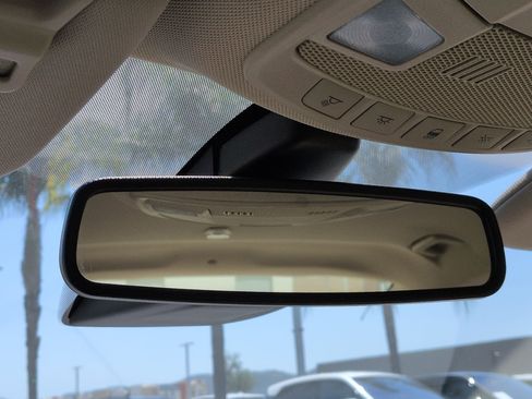 Used 2013 Ford Fusion SE FWD image 26