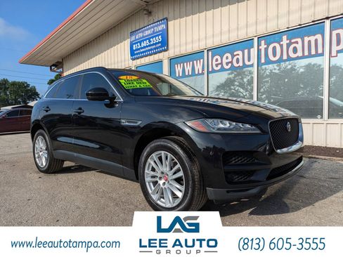 Used 2018 Jaguar F-PACE Prestige image 1