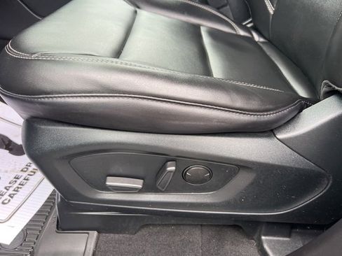 Certified 2022 Ford Explorer XLT w/ Equipment Group 202A image 24