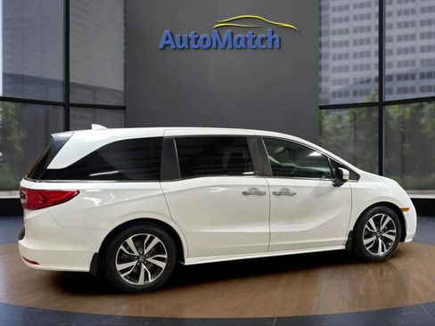Used 2023 Honda Odyssey Touring image 11