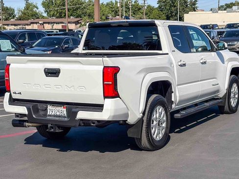Used 2024 Toyota Tacoma SR5 image 4