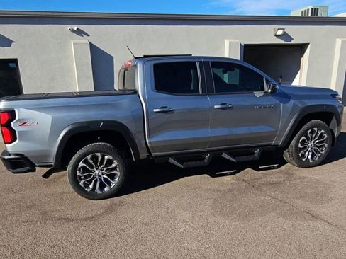 Used 2024 Chevrolet Colorado Z71 w/ Z71 Convenience Package 2 image 8