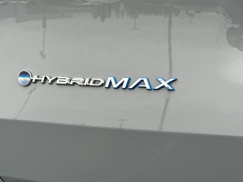 Used 2025 Toyota Grand Highlander AWD Hybrid image 28