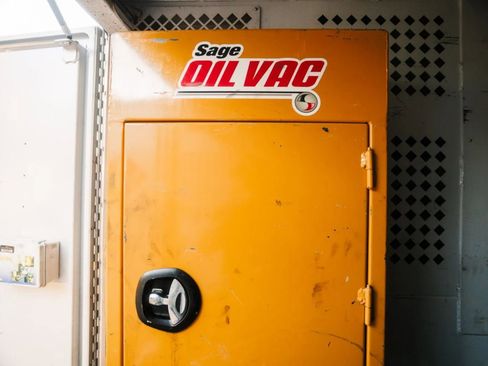 Used 2017 Mercedes-Benz Sprinter 3500 w/ Suspension Package II image 10