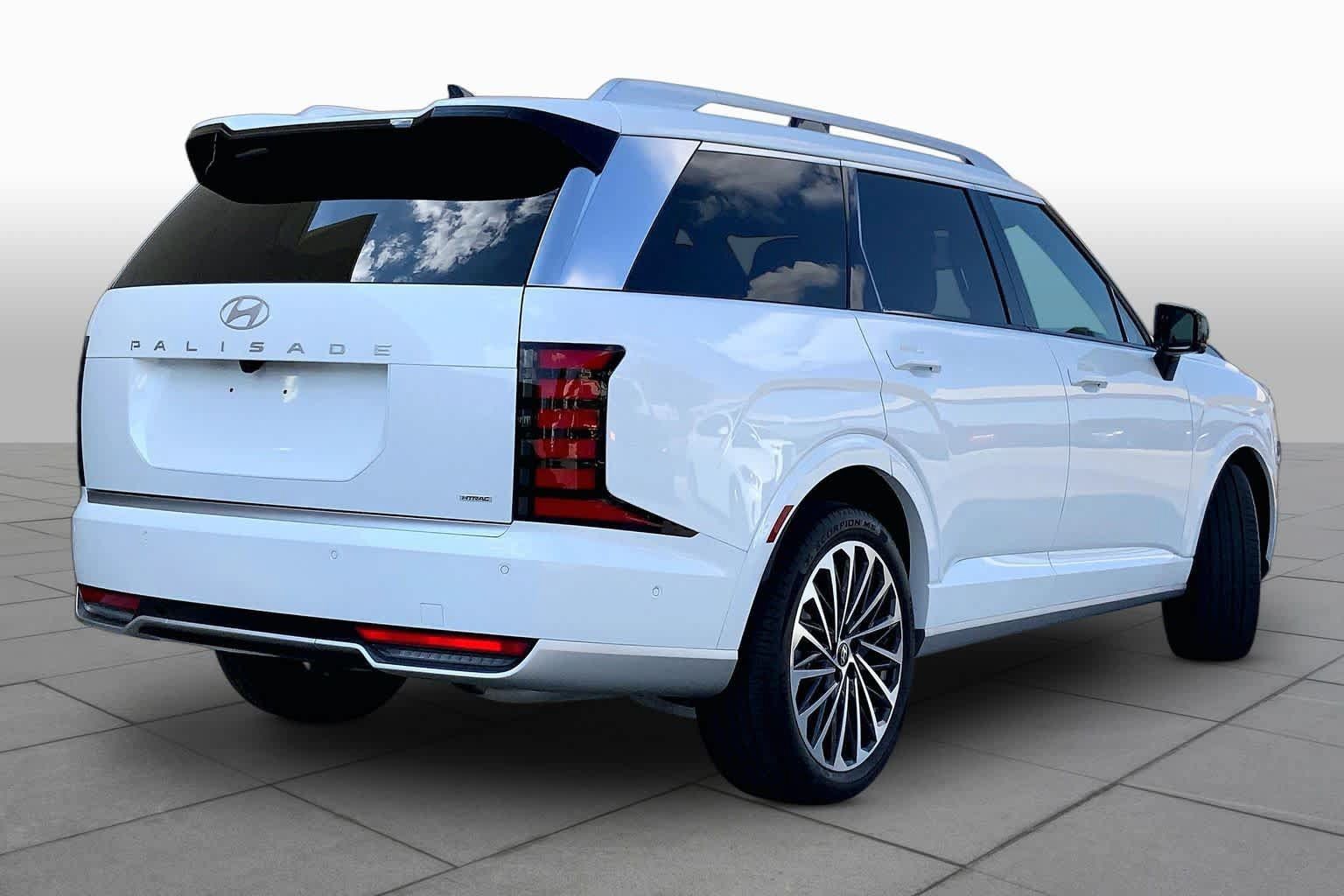 Certified 2026 Hyundai Palisade Calligraphy AWD/4WD image 13