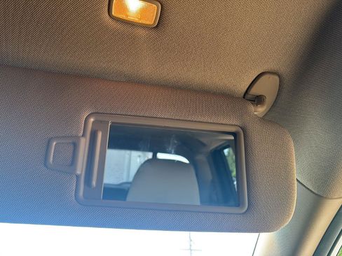 Used 2015 Kia Sedona LX w/ LX Convenience Package FWD image 15