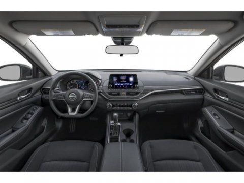 Used 2025 Nissan Altima 2.5 SV AWD/4WD image 5
