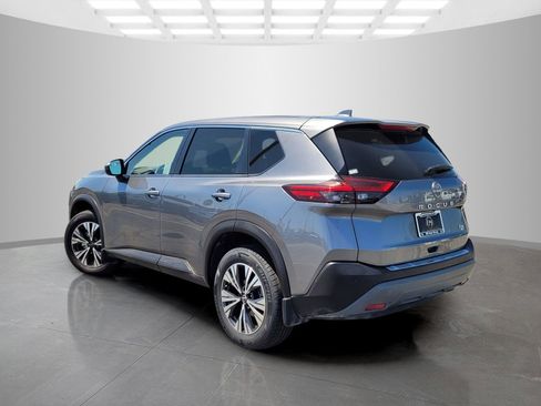 Used 2023 Nissan Rogue SV FWD image 6