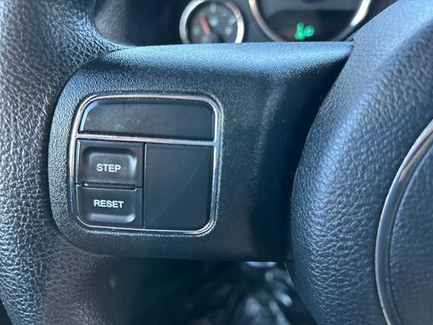 Used 2015 Jeep Wrangler Sport image 18