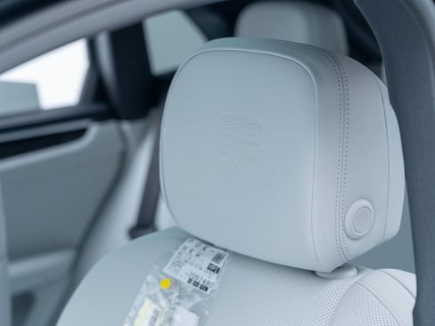 New 2026 Porsche Macan S image 22