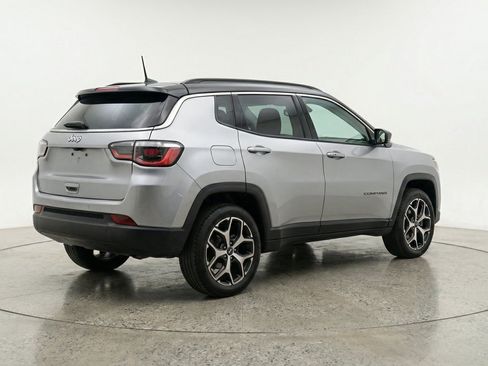 Used 2025 Jeep Compass Limited AWD/4WD image 9