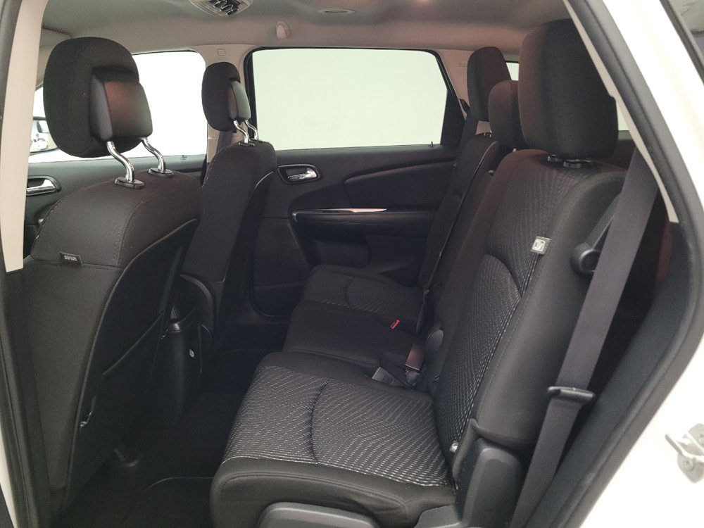 Used 2016 Dodge Journey SE w/ Flexible Seating Group FWD image 18
