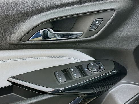 Used 2025 Chevrolet Trax LT image 15