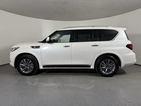 Used 2024 INFINITI QX80 Luxe w/ Cargo Package image 10