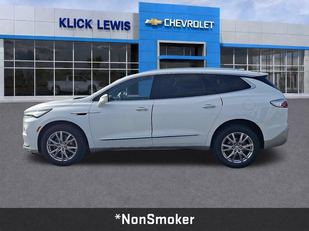Used 2023 Buick Enclave Essence w/ Experience Buick Package AWD/4WD image 4