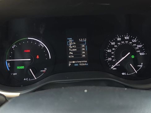 Used 2021 Toyota Sienna XLE FWD image 16