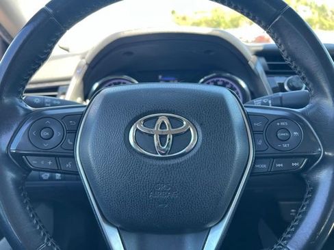 Used 2019 Toyota Camry SE w/ Audio Package FWD image 23