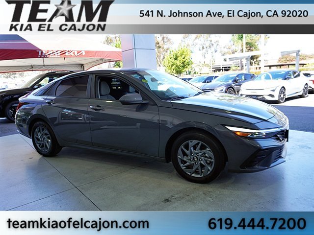 Used 2024 Hyundai Elantra SEL FWD image 10