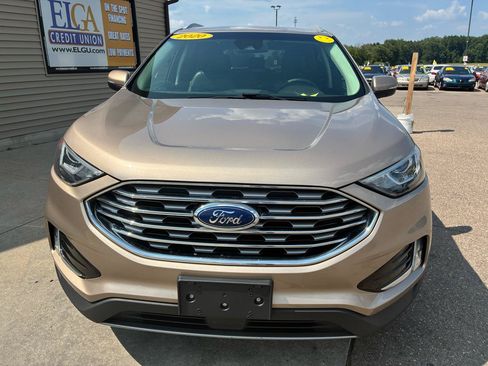 Used 2020 Ford Edge SEL w/ Cargo Accessory Package FWD image 2