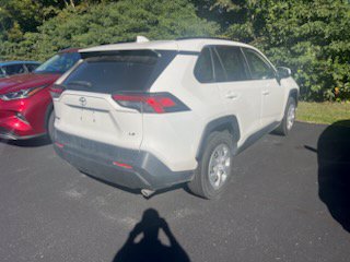 Used 2019 Toyota RAV4 LE w/ All Weather Liner Package FWD image 6
