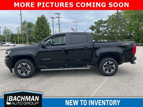 Used 2022 Chevrolet Colorado Z71 w/ Safety Package AWD/4WD image 5