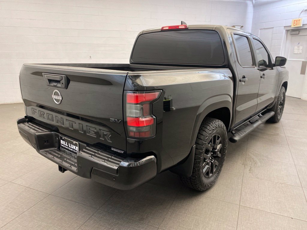 Used 2023 Nissan Frontier SV w/ Midnight Edition Package RWD image 7