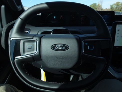 New 2025 Ford Expedition Max Platinum w/ Stealth Appearance Package image 23