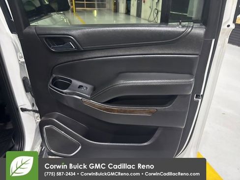 Used 2017 Chevrolet Suburban LT AWD/4WD image 31