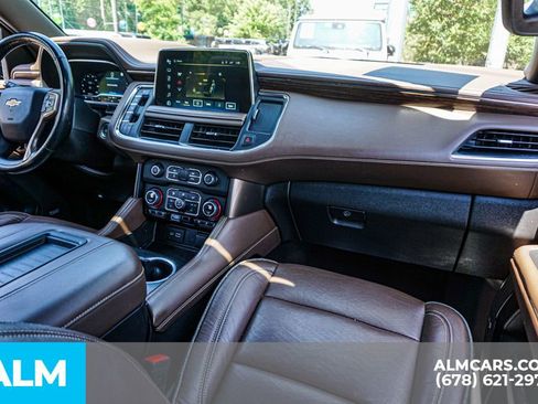 Used 2023 Chevrolet Suburban High Country AWD/4WD image 27