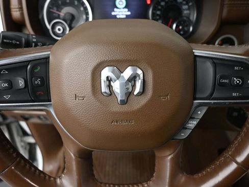 Used 2021 RAM 1500 Laramie w/ Trailer Tow Group AWD/4WD image 17