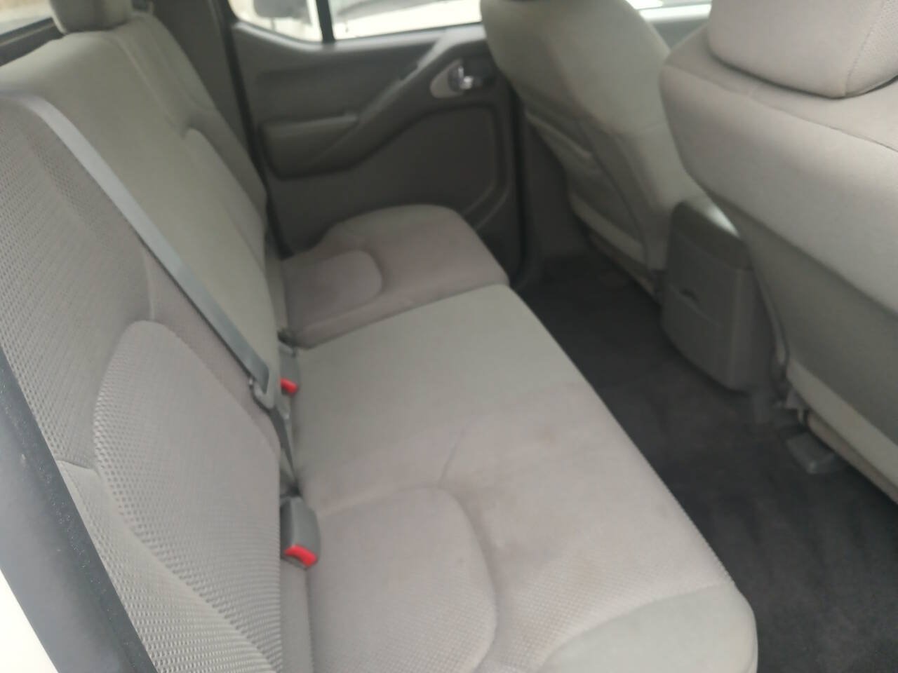 Used 2020 Nissan Frontier SV AWD/4WD image 7