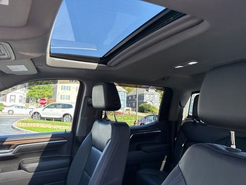 Used 2023 Chevrolet Silverado 1500 RST w/ Redline Edition image 17