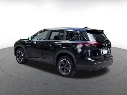 Used 2025 Nissan Rogue SV FWD image 10