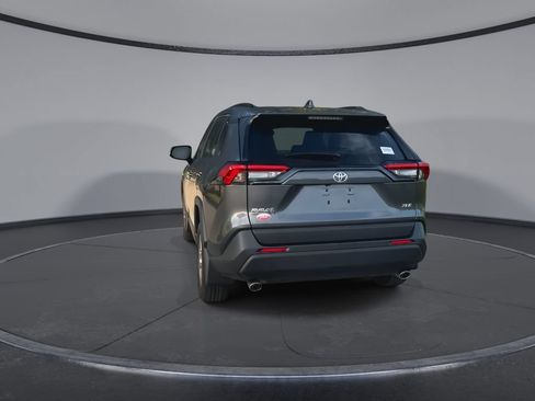 Used 2025 Toyota RAV4 XLE FWD image 7