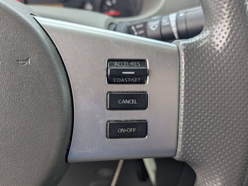 Used 2015 Nissan Frontier SV w/ SV Value Truck Package AWD/4WD image 19