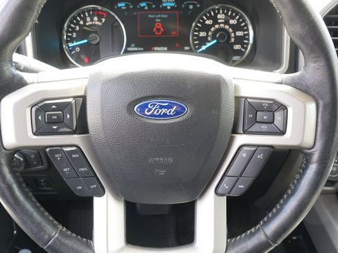 Used 2019 Ford F150 Lariat w/ Trailer Tow Package AWD/4WD image 24