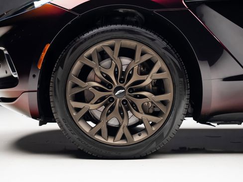 Used 2023 Aston Martin DBX AWD/4WD image 19