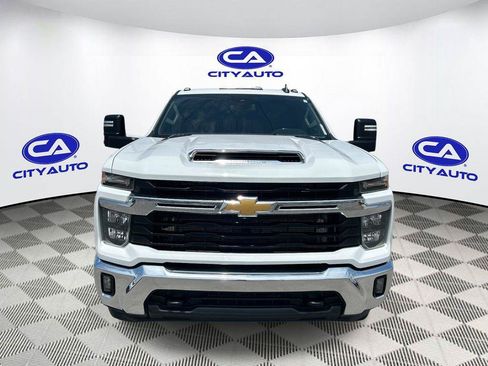 Used 2024 Chevrolet Silverado 3500 LT w/ Convenience Package AWD/4WD image 16