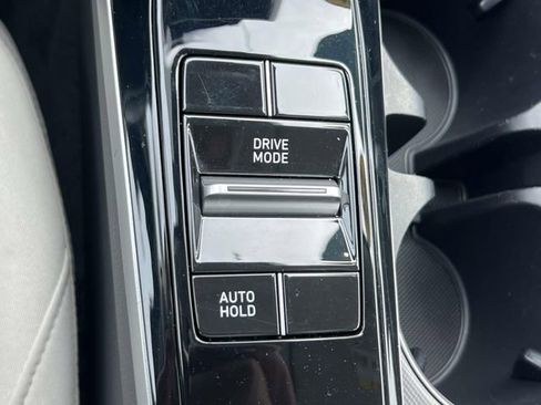 Certified 2023 Hyundai Sonata SEL w/ Convenience Package image 32