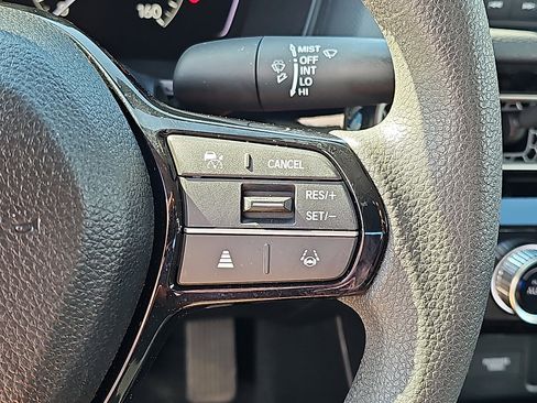 Used 2025 Honda Civic LX image 21