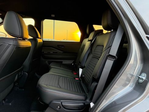 New 2026 Nissan Pathfinder Rock Creek AWD/4WD image 14