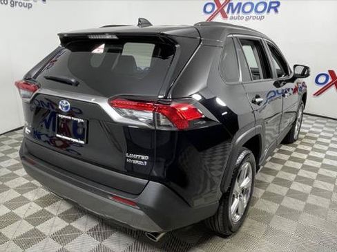 Certified 2020 Toyota RAV4 Limited AWD/4WD image 5
