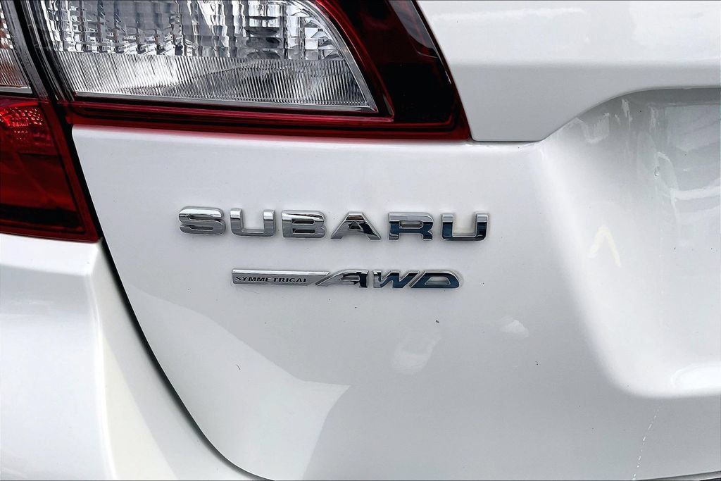 Used 2019 Subaru Outback 2.5i Touring AWD/4WD image 31