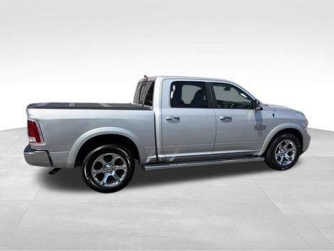 Used 2017 RAM 1500 Laramie w/ Convenience Group AWD/4WD image 27