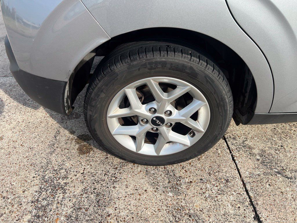 Used 2022 Kia Soul LX w/ Technology Package FWD image 36